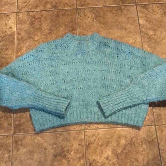 WILFRED NWOT M SWEATER
